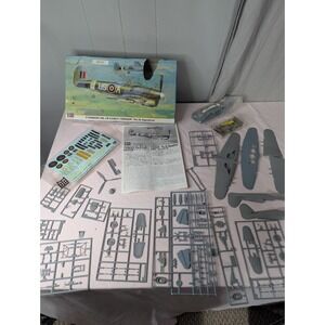 Vintage Airplane model kit Typhoon MK IB No 56 Squadron Hasegawa war plane aircr